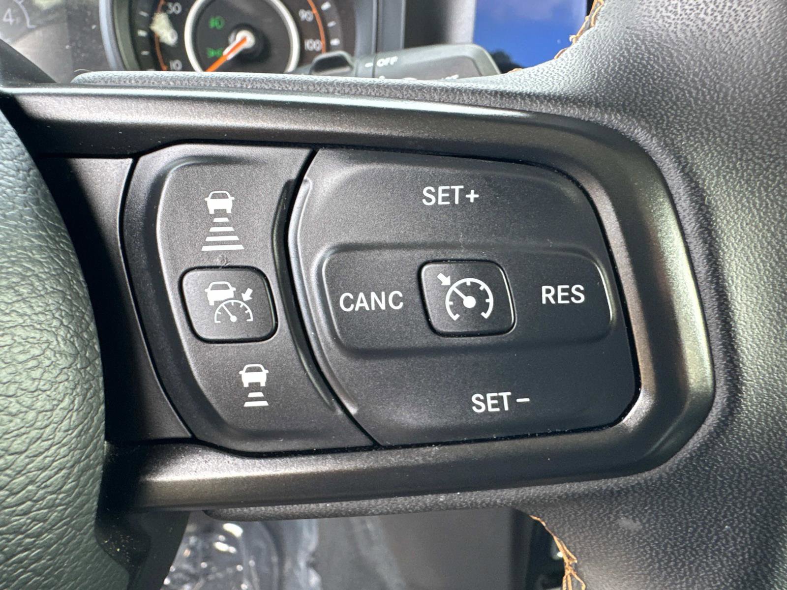 Used 2024 Jeep Wrangler Sport S image 30