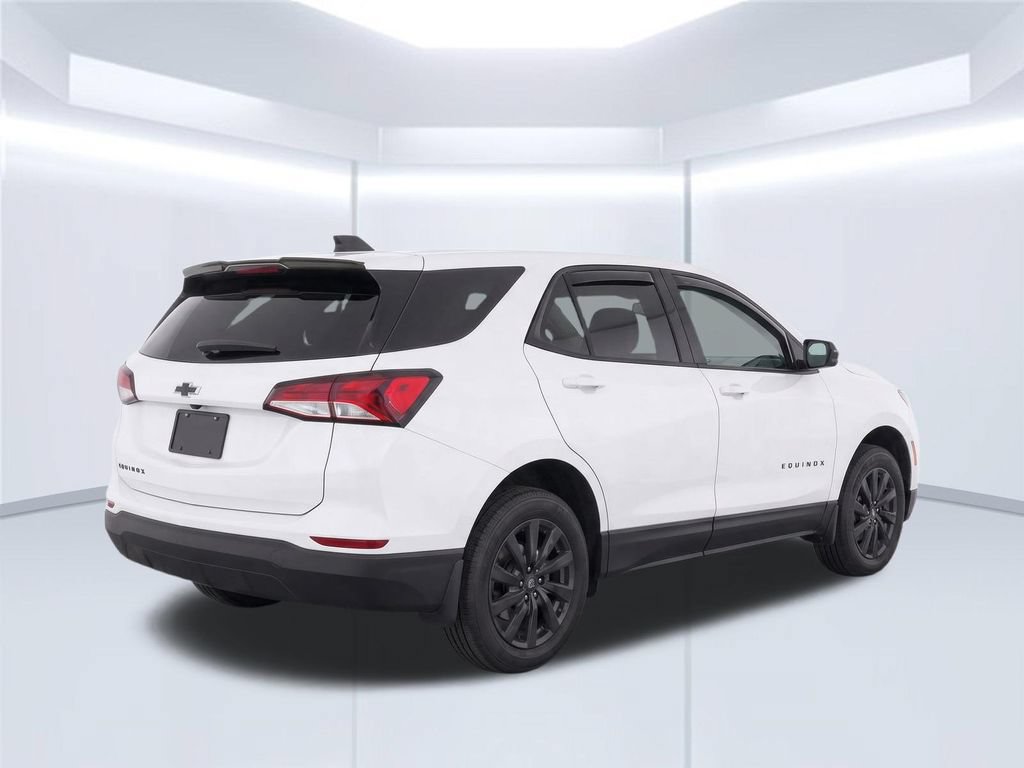 Certified 2024 Chevrolet Equinox LS w/ Sport Edition FWD image 4