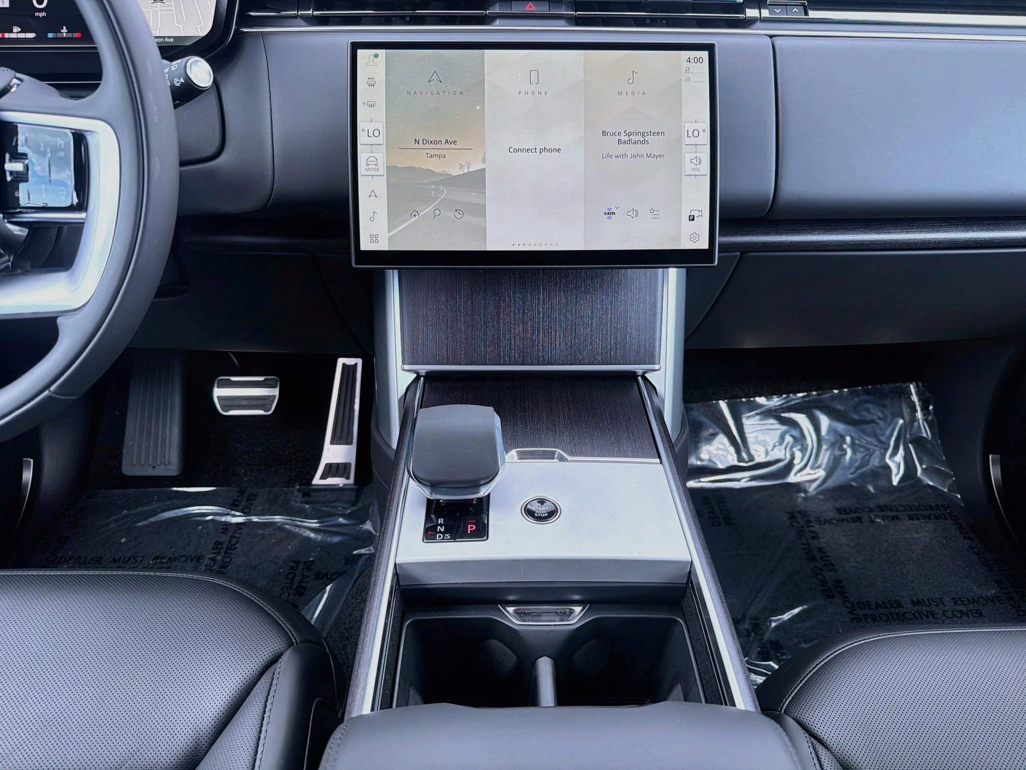 New 2026 Land Rover Range Rover Long Wheelbase SE AWD/4WD image 20