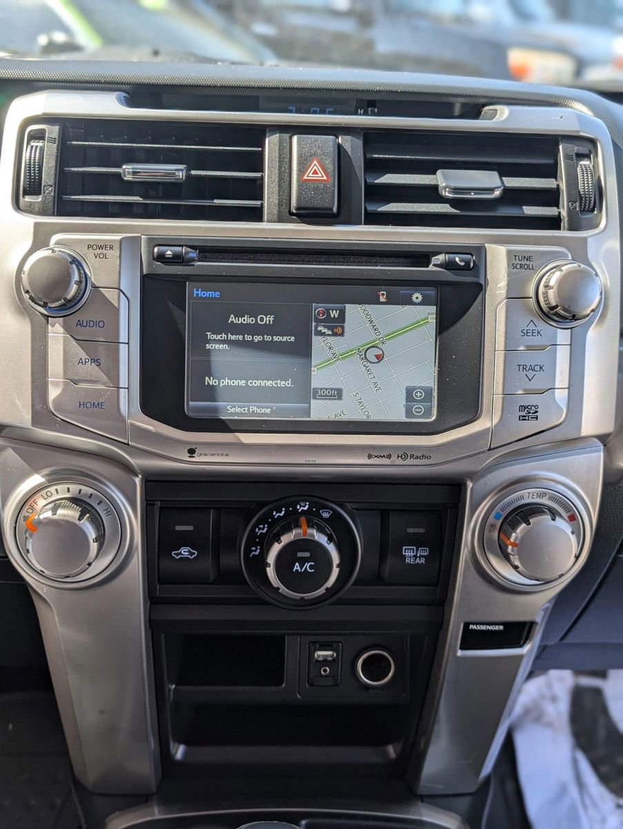 Used 2017 Toyota 4Runner SR5 image 17