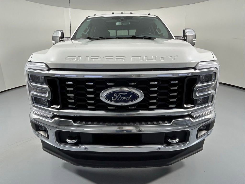 Used 2024 Ford F350 Lariat w/ Lariat Ultimate Package image 2