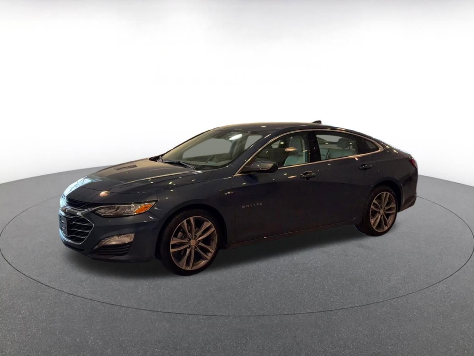 Used 2024 Chevrolet Malibu LT image 8