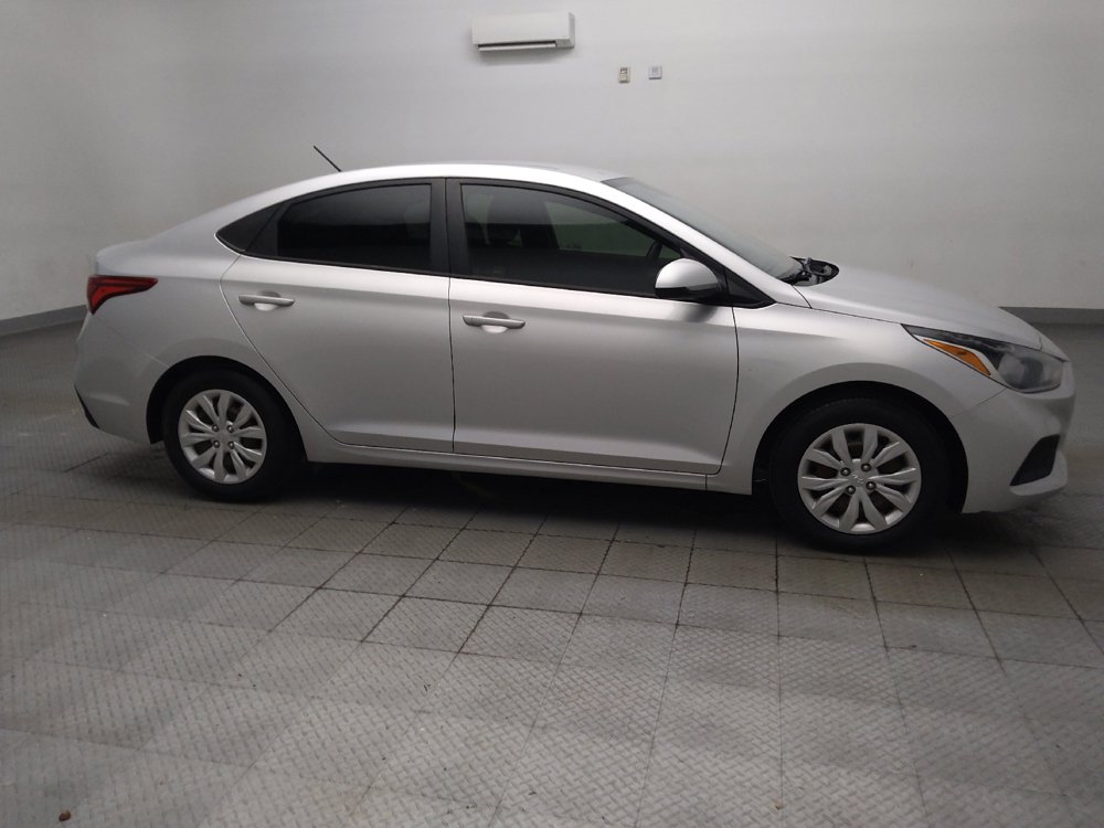 Used 2020 Hyundai Accent SE FWD image 11