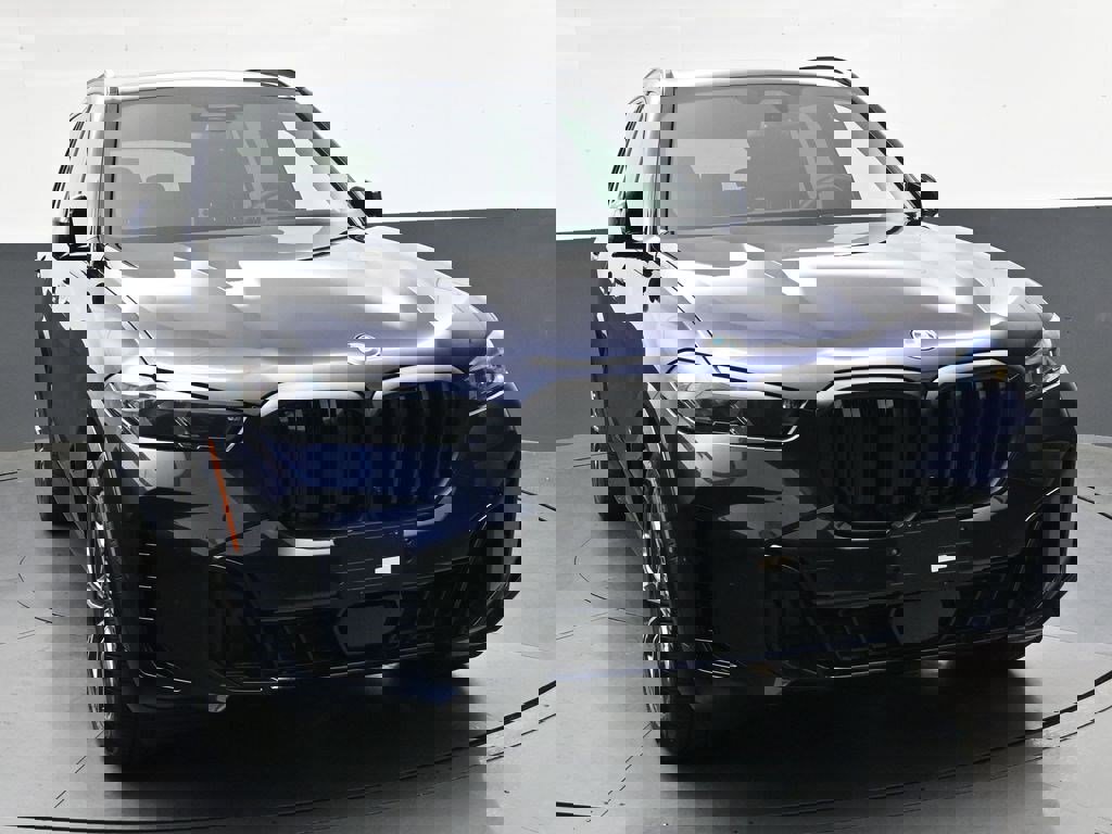 Used 2026 BMW X5 xDrive40i w/ M Sport Package AWD/4WD image 9