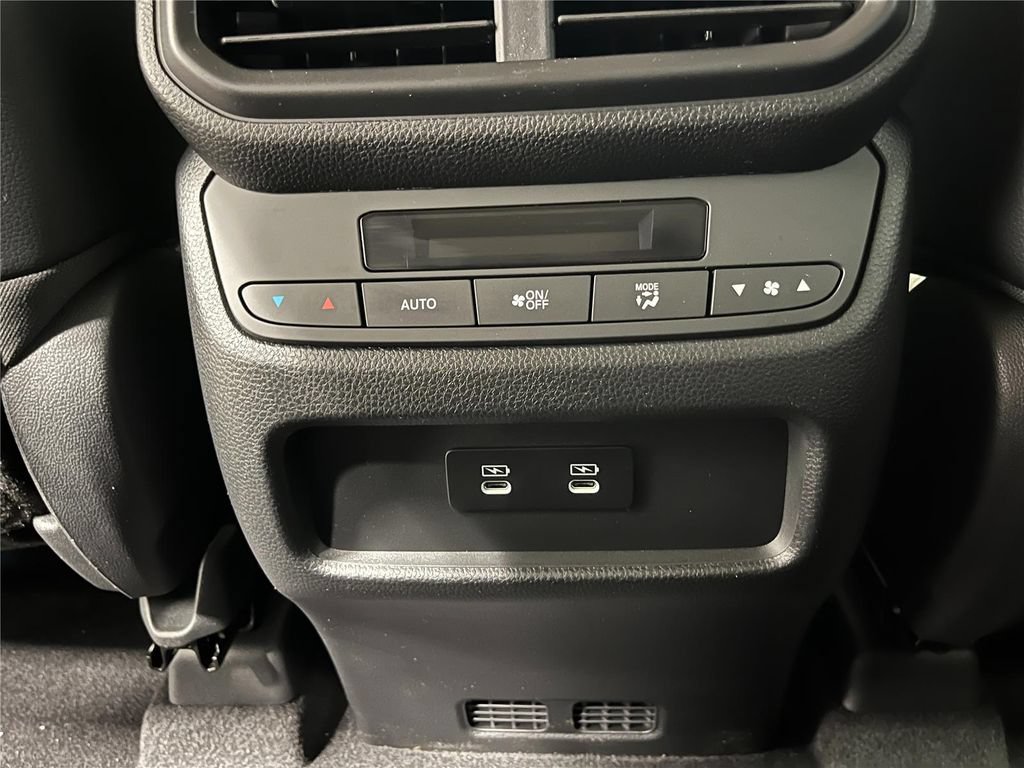New 2026 Honda Pilot Touring image 24