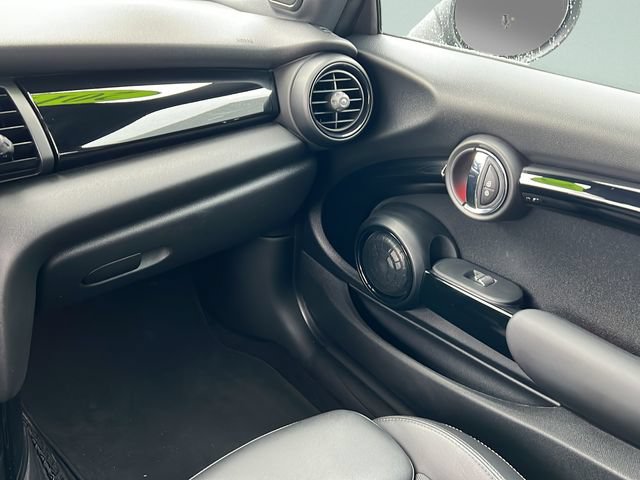 Used 2017 MINI Cooper S FWD image 14