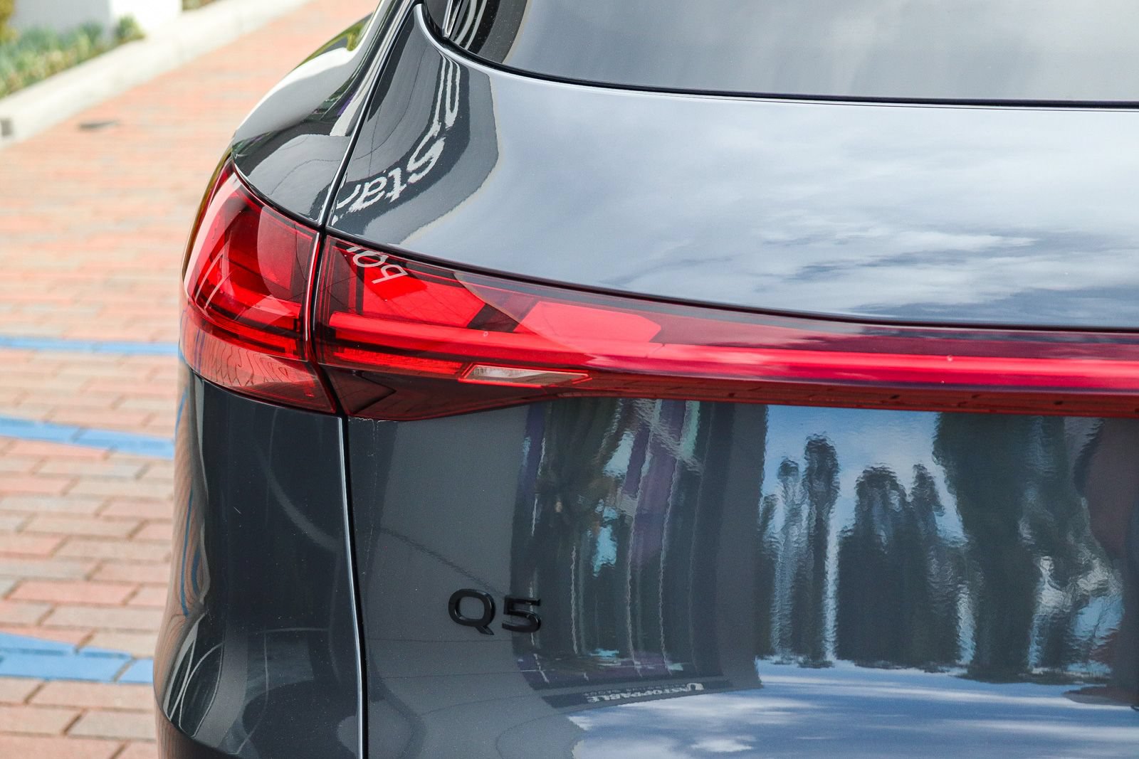 Certified 2025 Audi Q5 Prestige AWD/4WD image 8