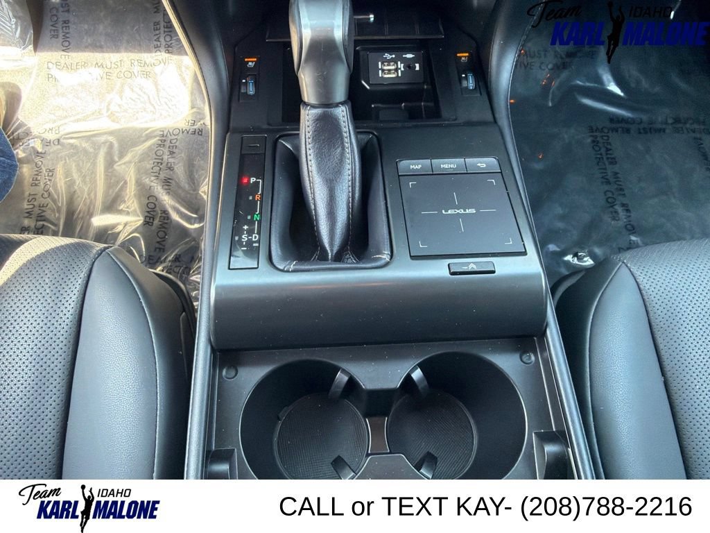 Used 2023 Lexus GX 460 Premium w/ Accessory Package AWD/4WD image 39