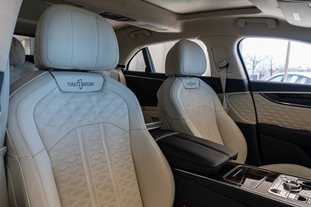 New 2025 Bentley Flying Spur Plug-In Hybrid image 57