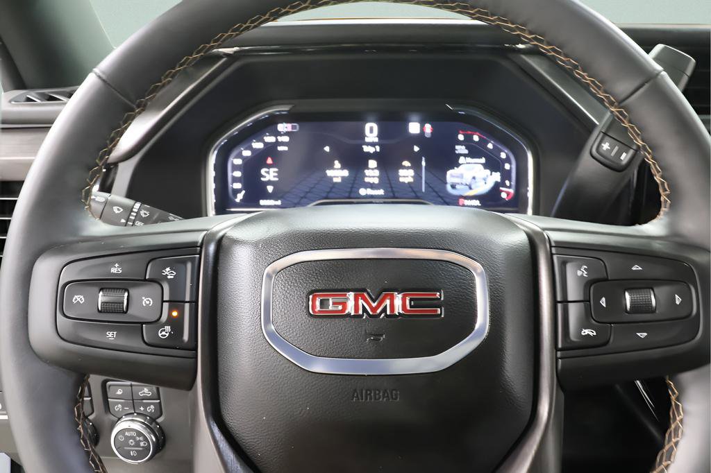 Used 2025 GMC Sierra 2500 AT4 w/ AT4 Premium Plus Package AWD/4WD image 13