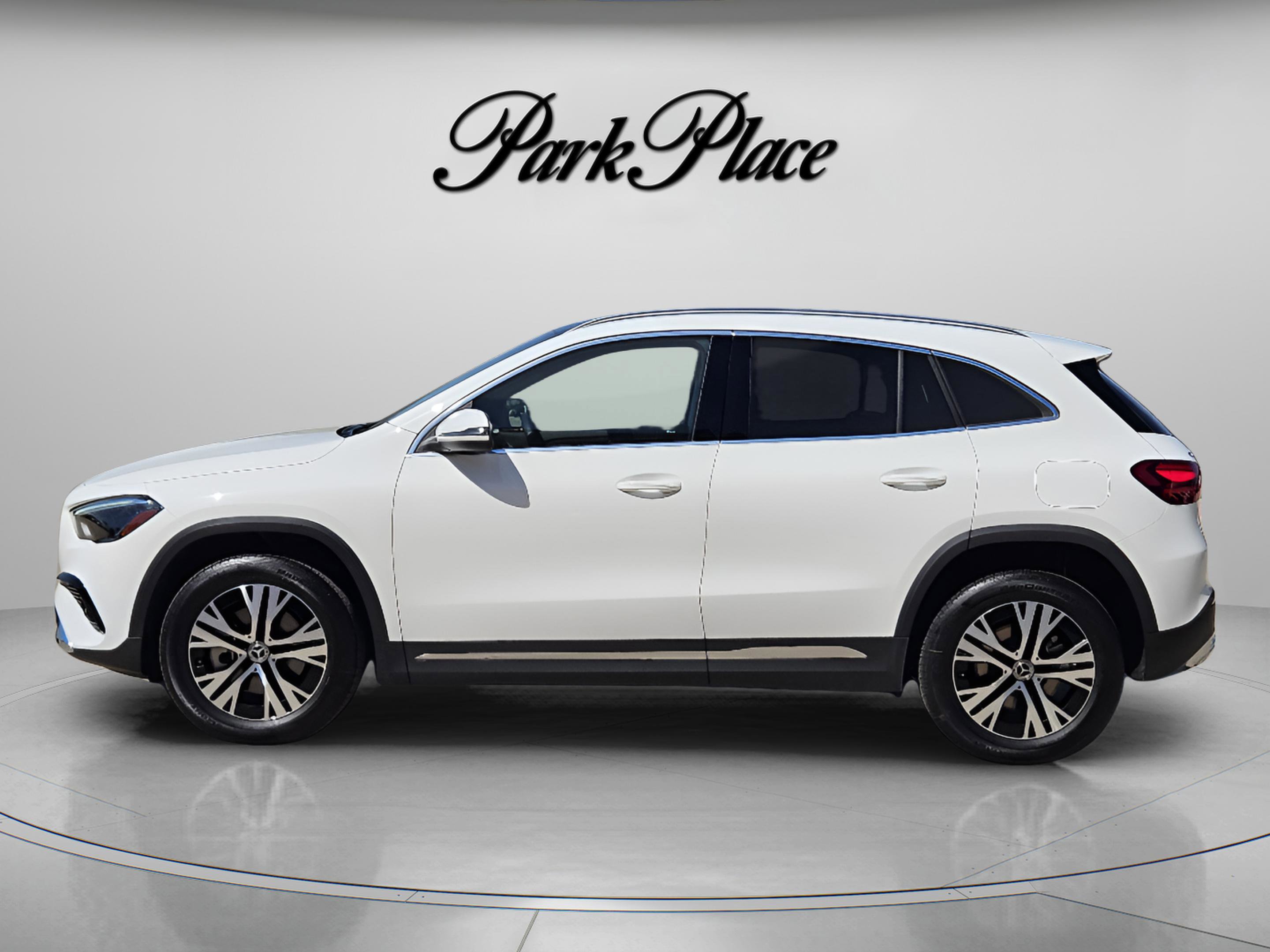 Certified 2026 Mercedes-Benz GLA 250 image 2