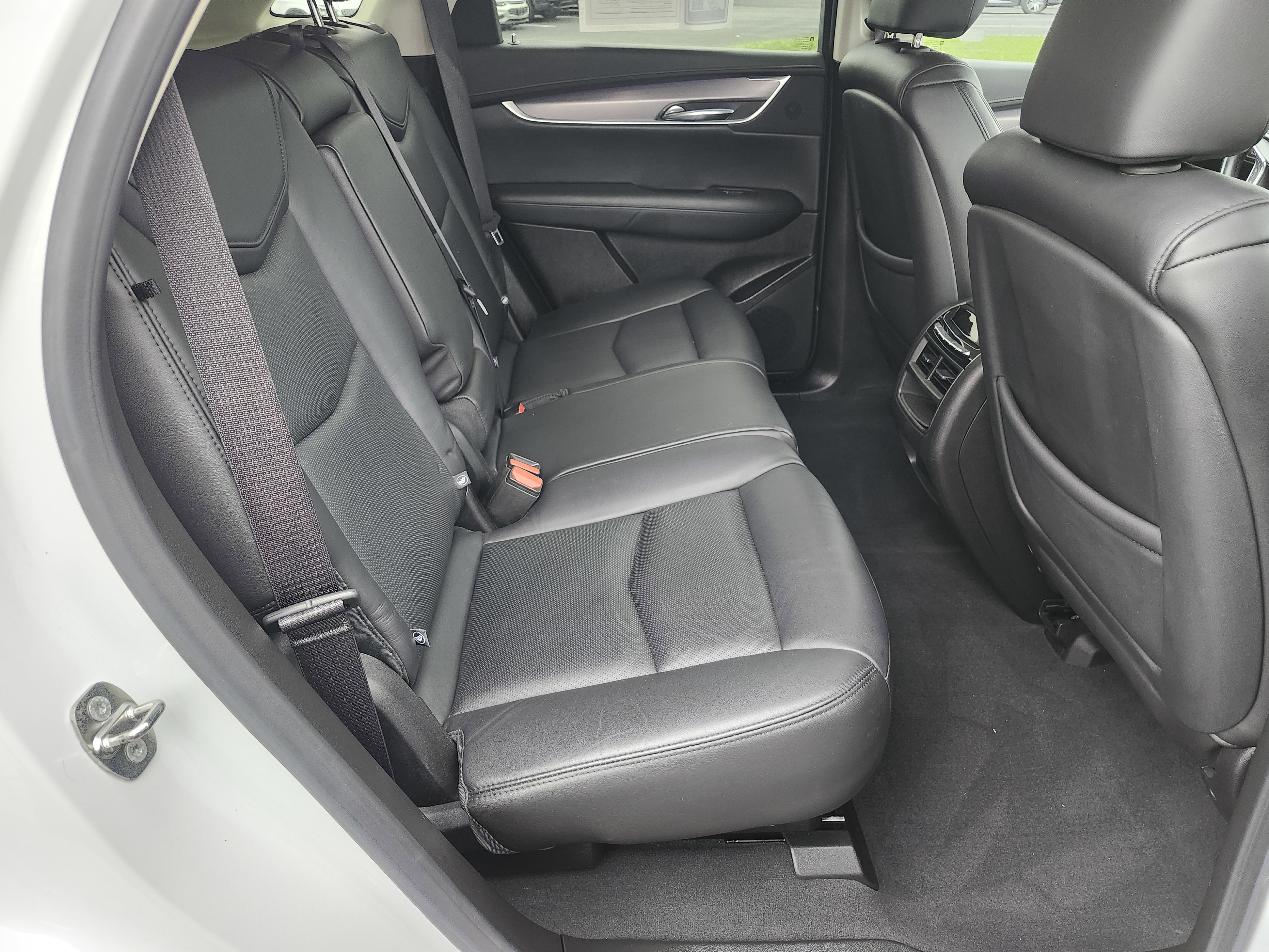 Used 2018 Cadillac XT5 Premium Luxury AWD/4WD image 21