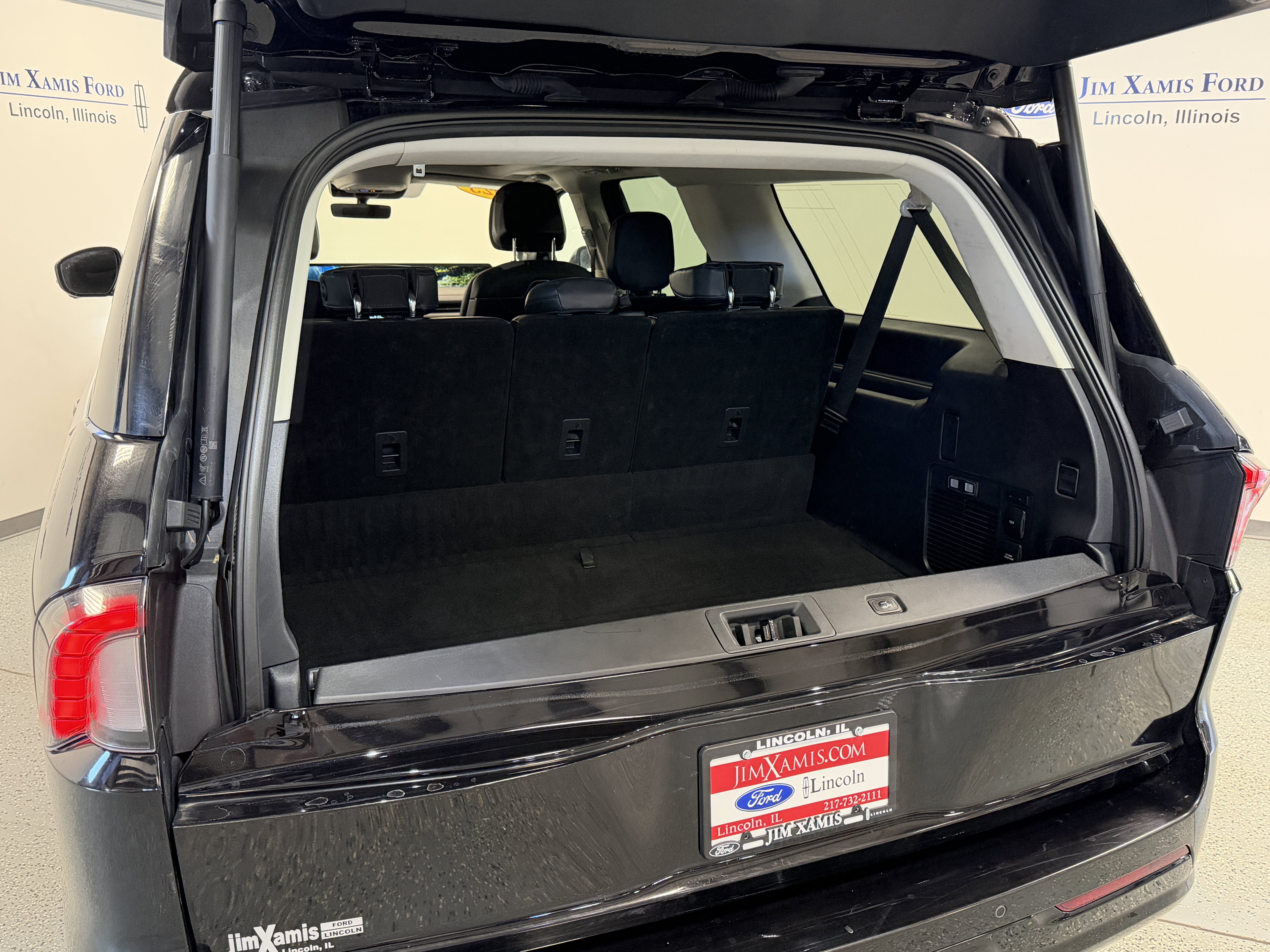 Used 2025 Lincoln Navigator L Reserve AWD/4WD image 29