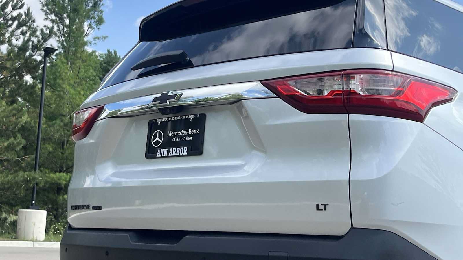 Used 2019 Chevrolet Traverse LT w/ LT Premium Package AWD/4WD image 19