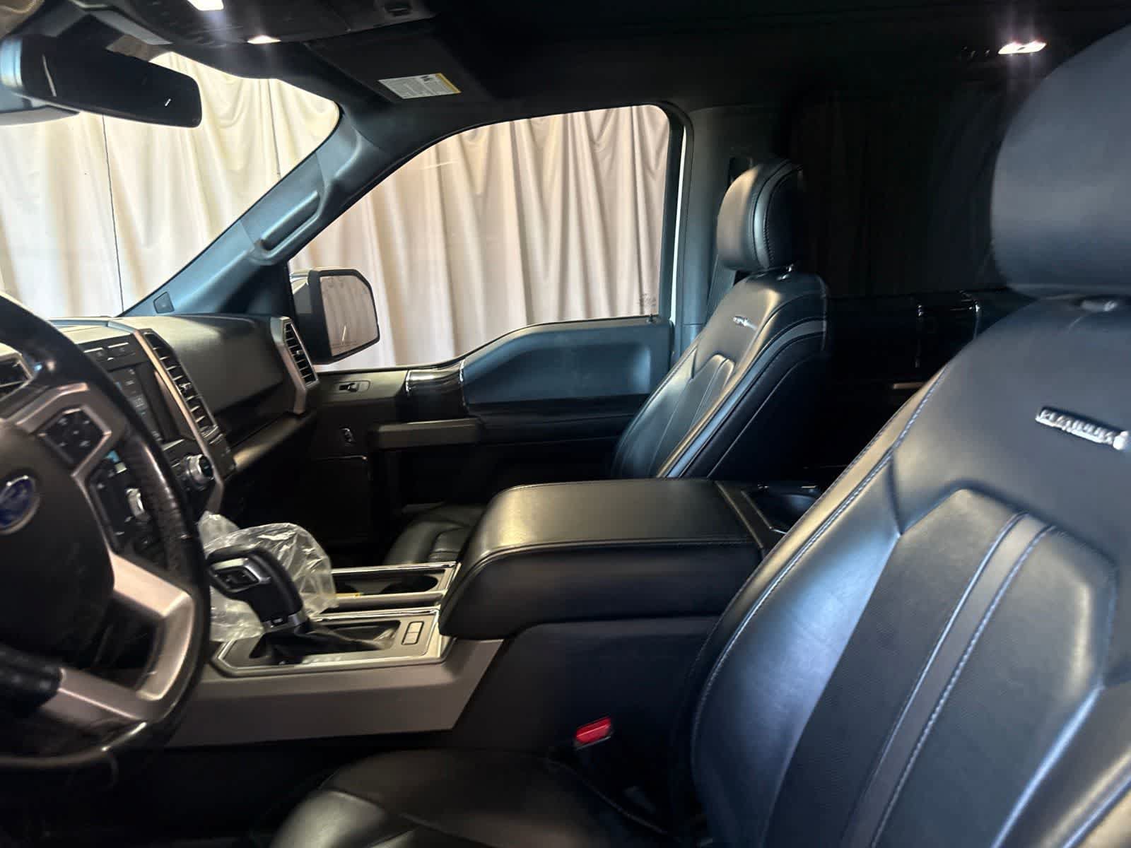 Used 2017 Ford F150 Platinum w/ Equipment Group 701A Luxury AWD/4WD image 22