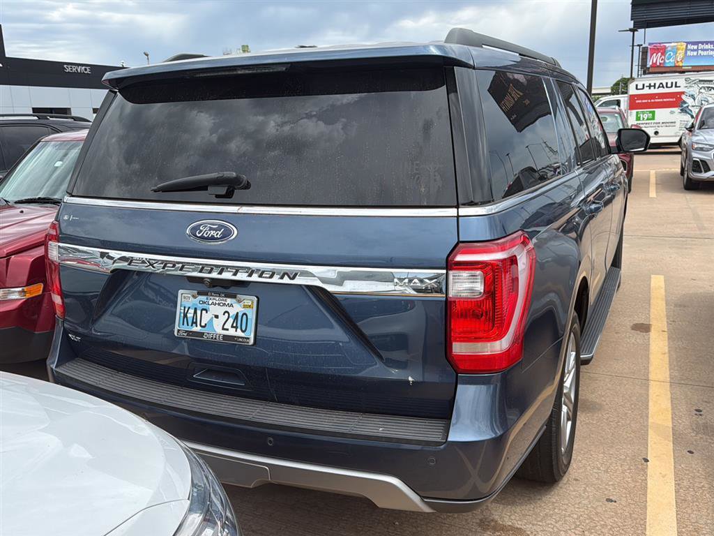 Used 2019 Ford Expedition Max XLT w/ Equipment Group 202A AWD/4WD image 9
