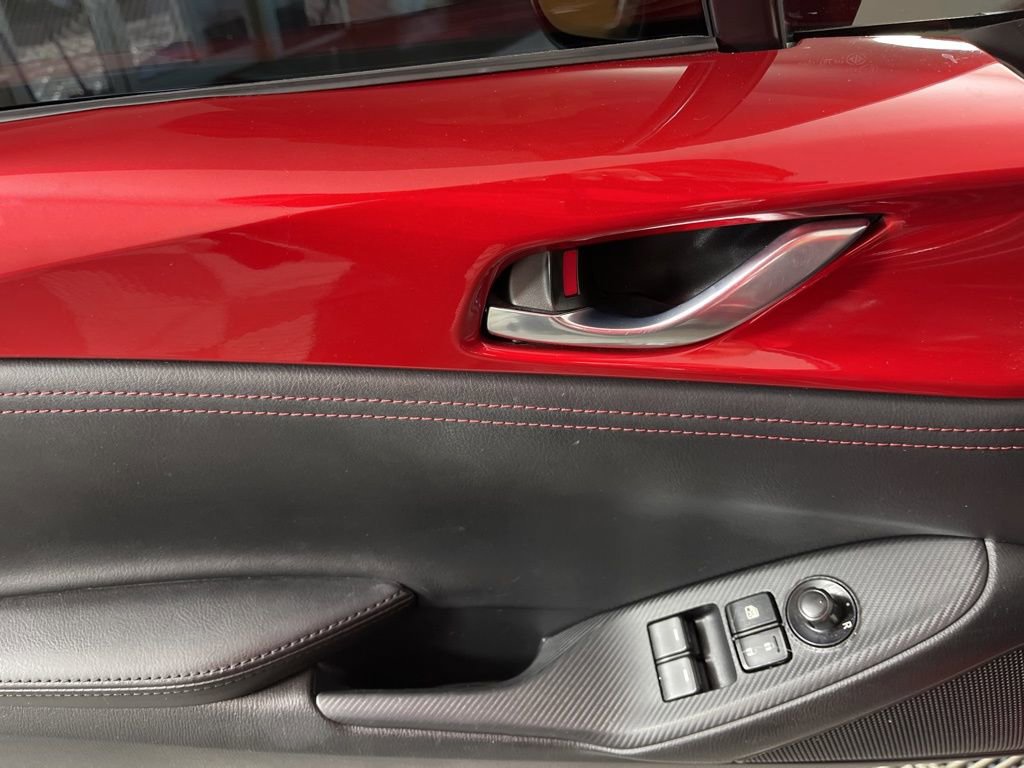 Used 2016 MAZDA MX-5 Miata Grand Touring image 20