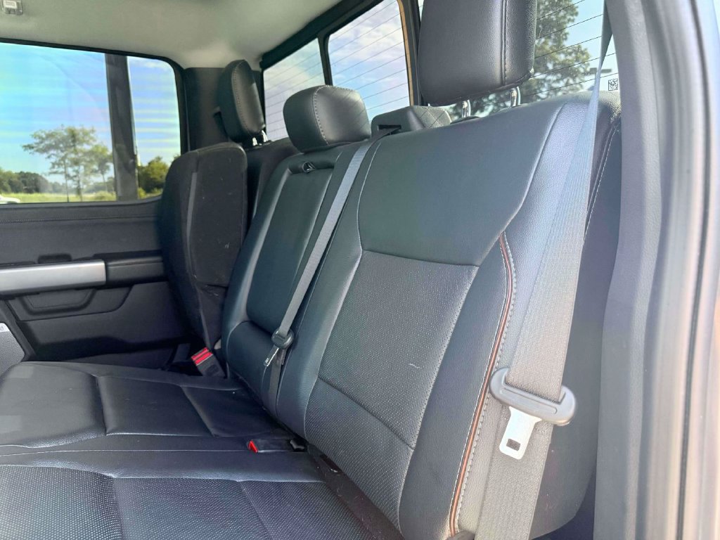 Used 2024 Ford F250 Lariat AWD/4WD image 11