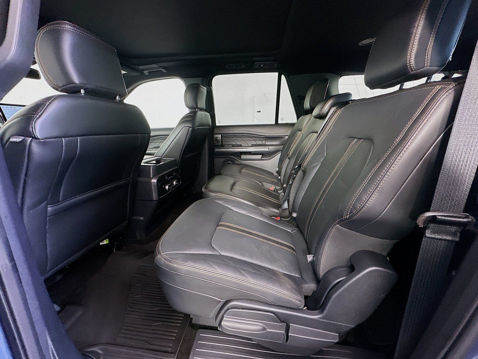 Used 2022 Ford Expedition Max Platinum AWD/4WD image 26