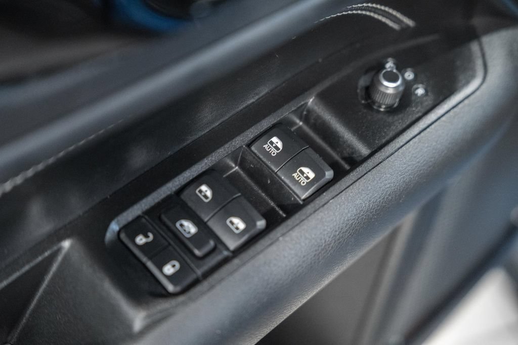 Certified 2022 Jeep Compass Latitude AWD/4WD image 33