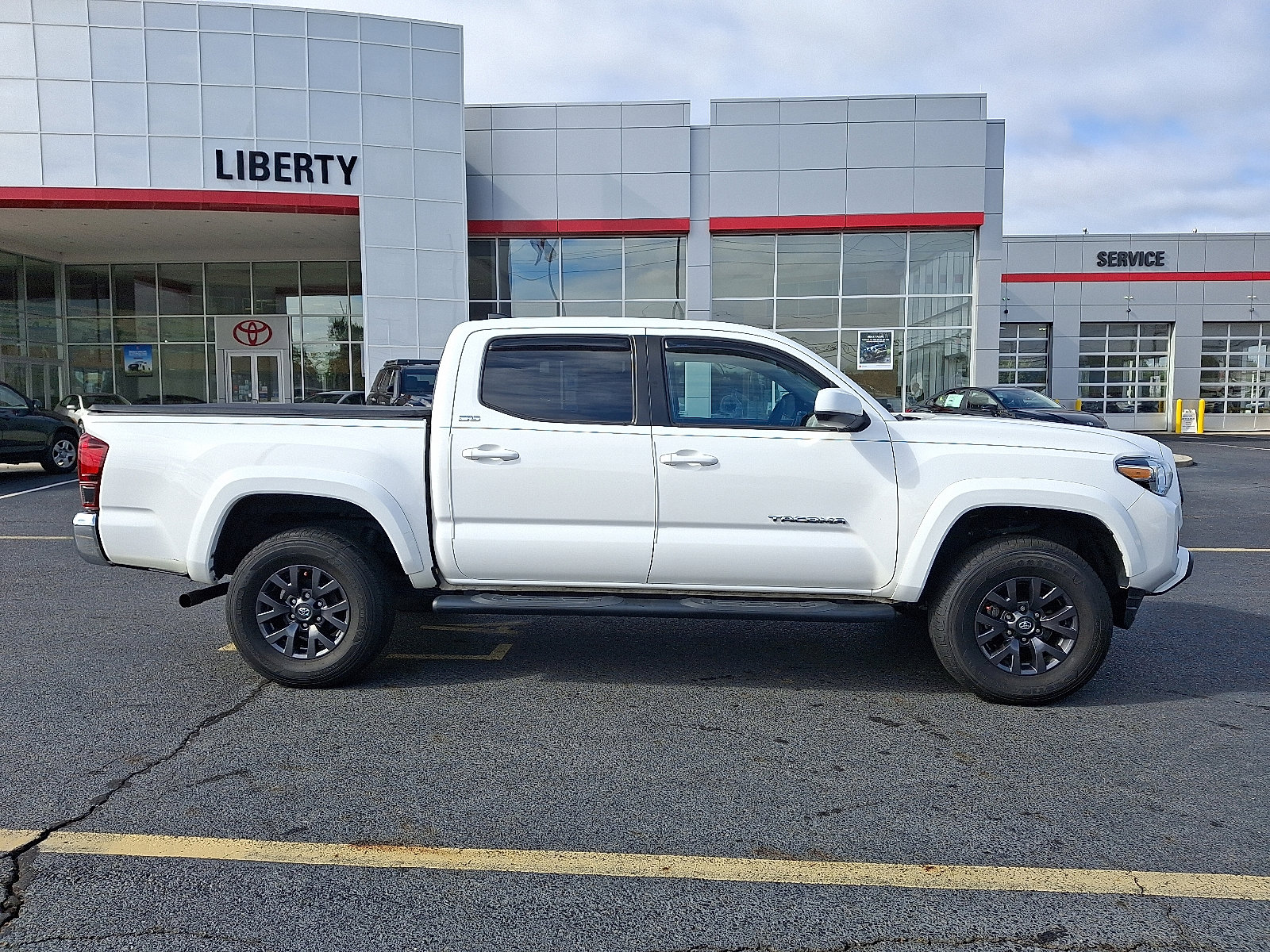 Used 2023 Toyota Tacoma SR5 image 7