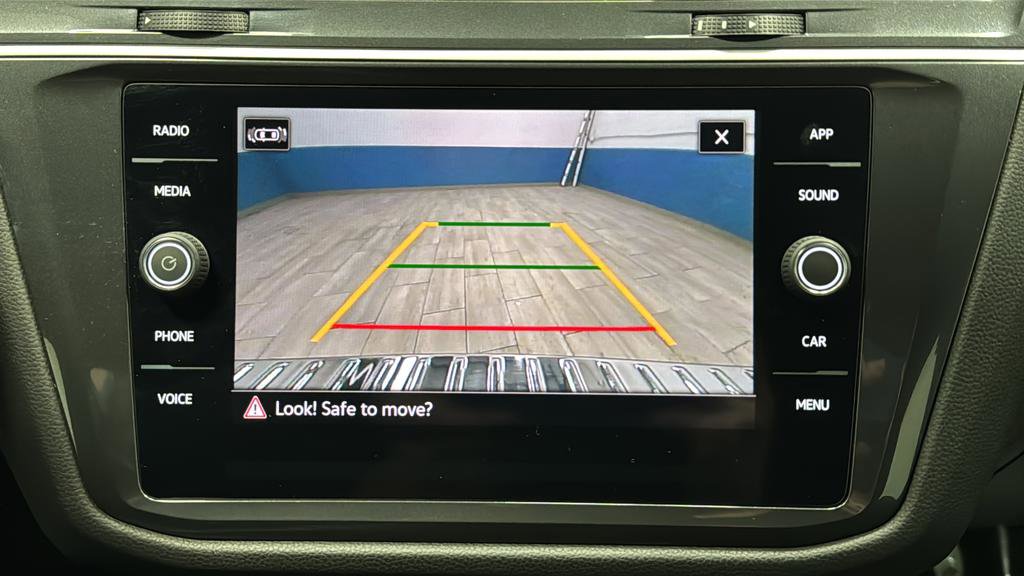 Used 2024 Volkswagen Tiguan S image 25