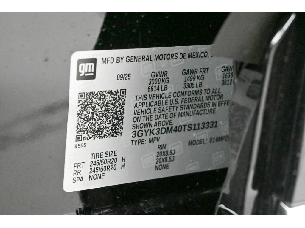 New 2026 Cadillac Optiq Luxury 2 image 36