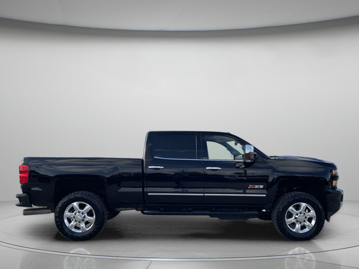 Used 2018 Chevrolet Silverado 2500 LTZ w/ Duramax Plus Package image 2