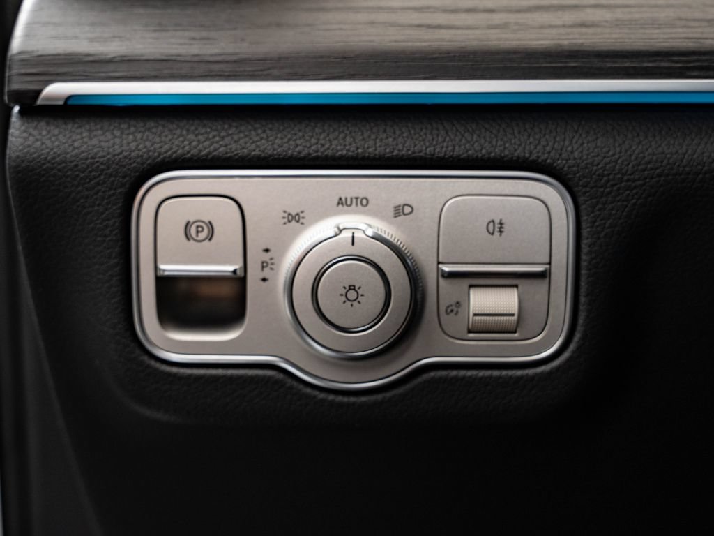 Certified 2023 Mercedes-Benz GLS 580 4MATIC image 42