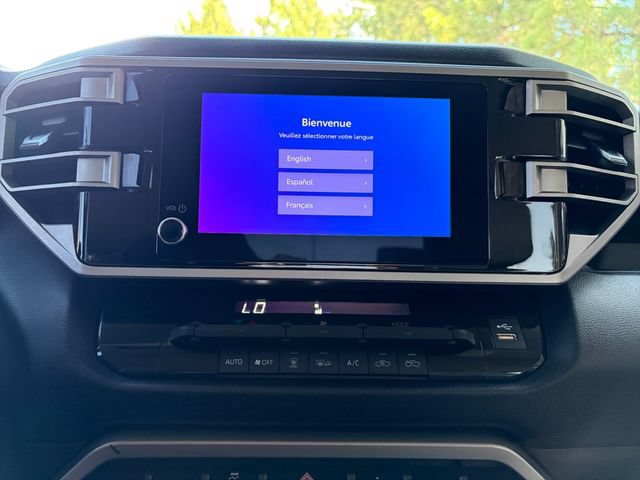 Used 2024 Toyota Tundra SR5 w/ SR5 Convenience Package AWD/4WD image 28