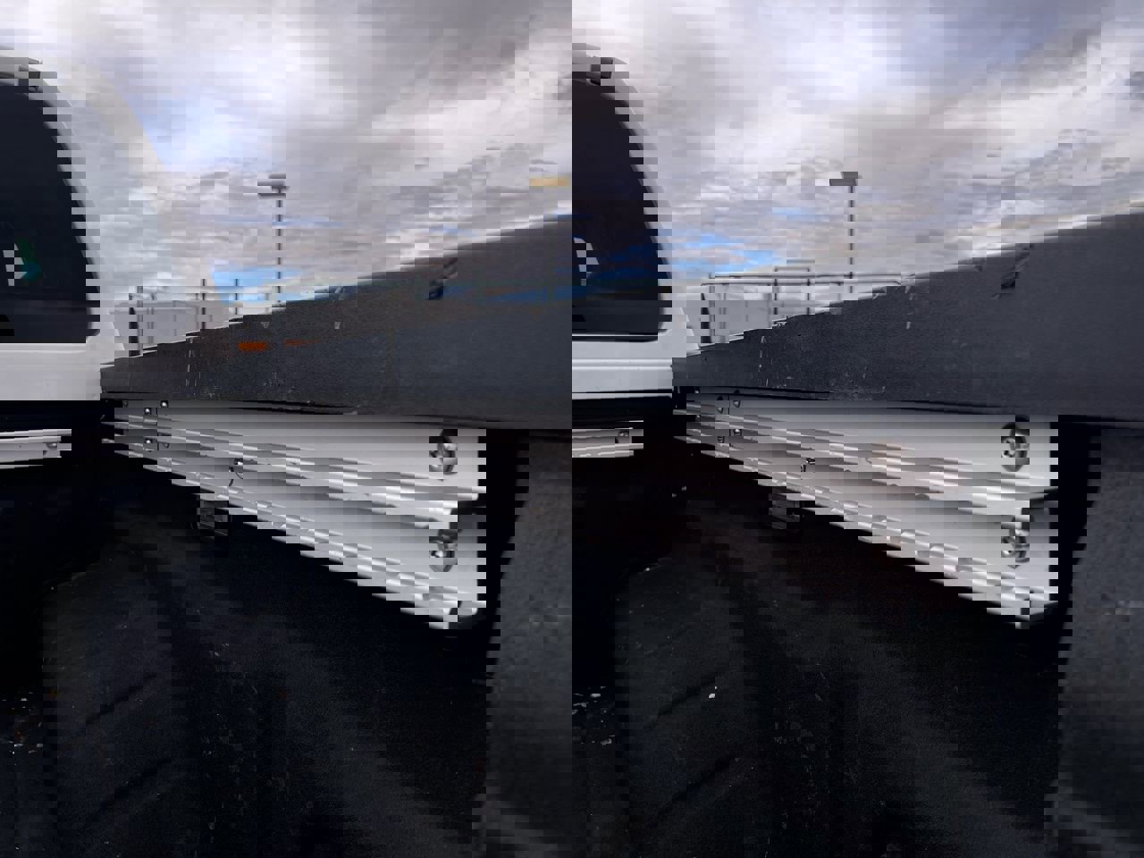 Used 2024 Nissan Frontier SV w/ SV Convenience Package image 48