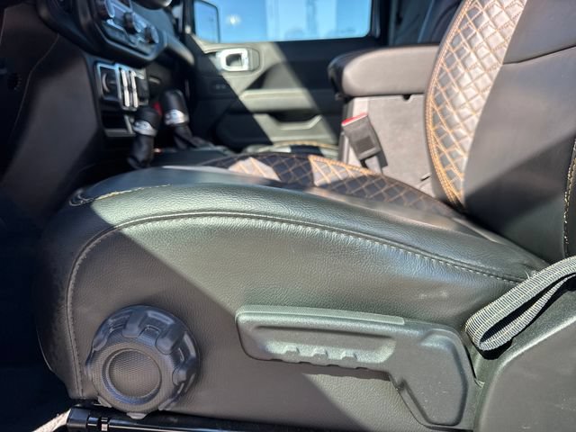 Used 2021 Jeep Wrangler Unlimited Sahara AWD/4WD image 19