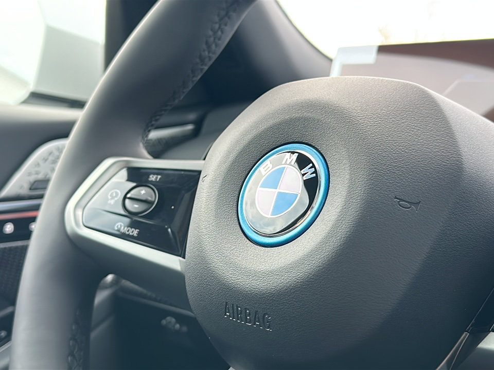 New 2026 BMW 550e xDrive image 20