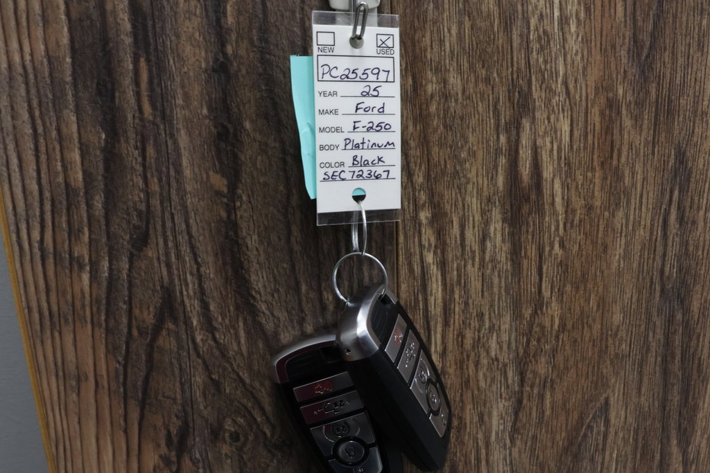 Used 2025 Ford F250 Platinum image 37