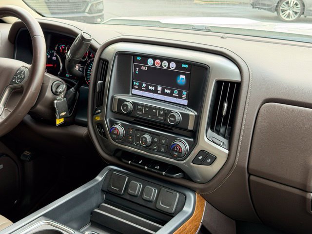 Used 2018 Chevrolet Silverado 1500 LTZ w/ Sport Package AWD/4WD image 23