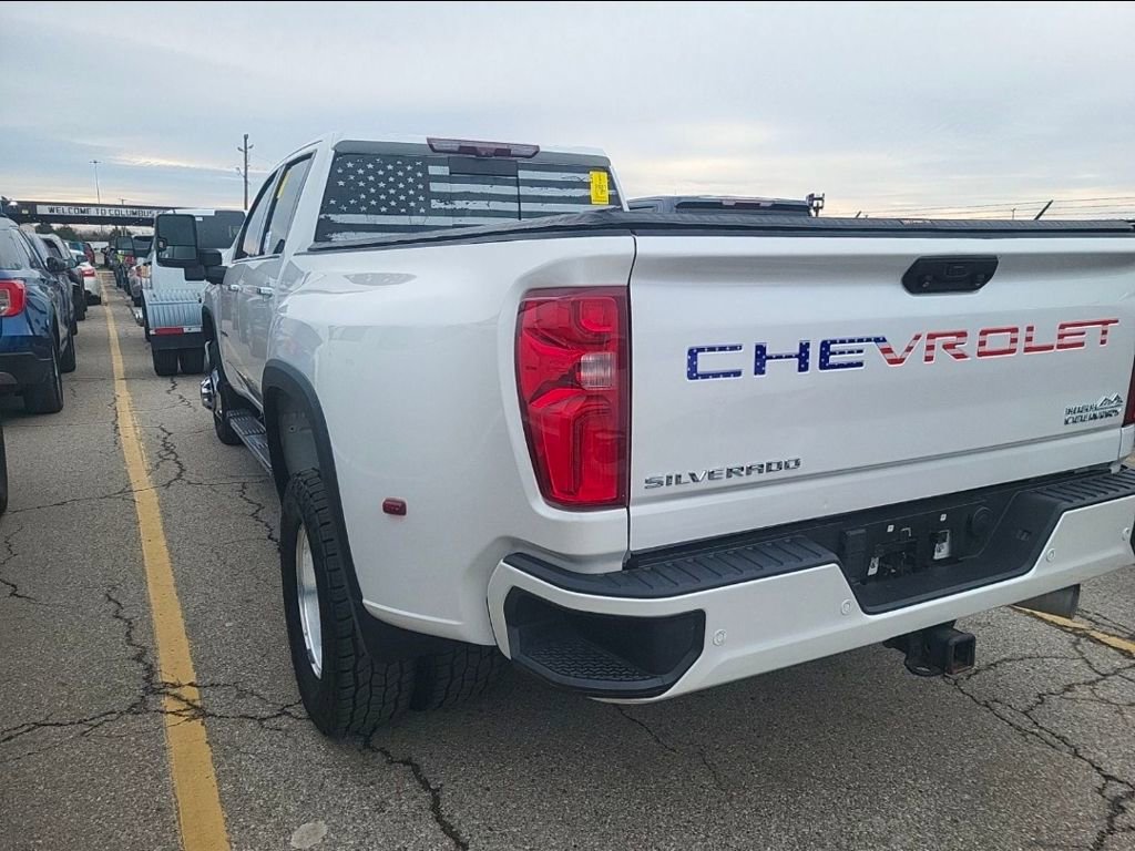 Used 2021 Chevrolet Silverado 3500 High Country image 4