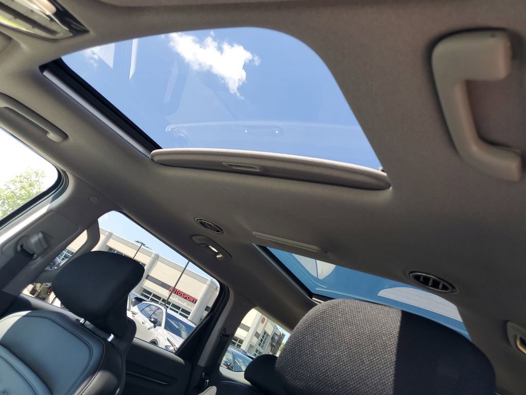 New 2026 Kia EV9 Wind AWD/4WD image 10