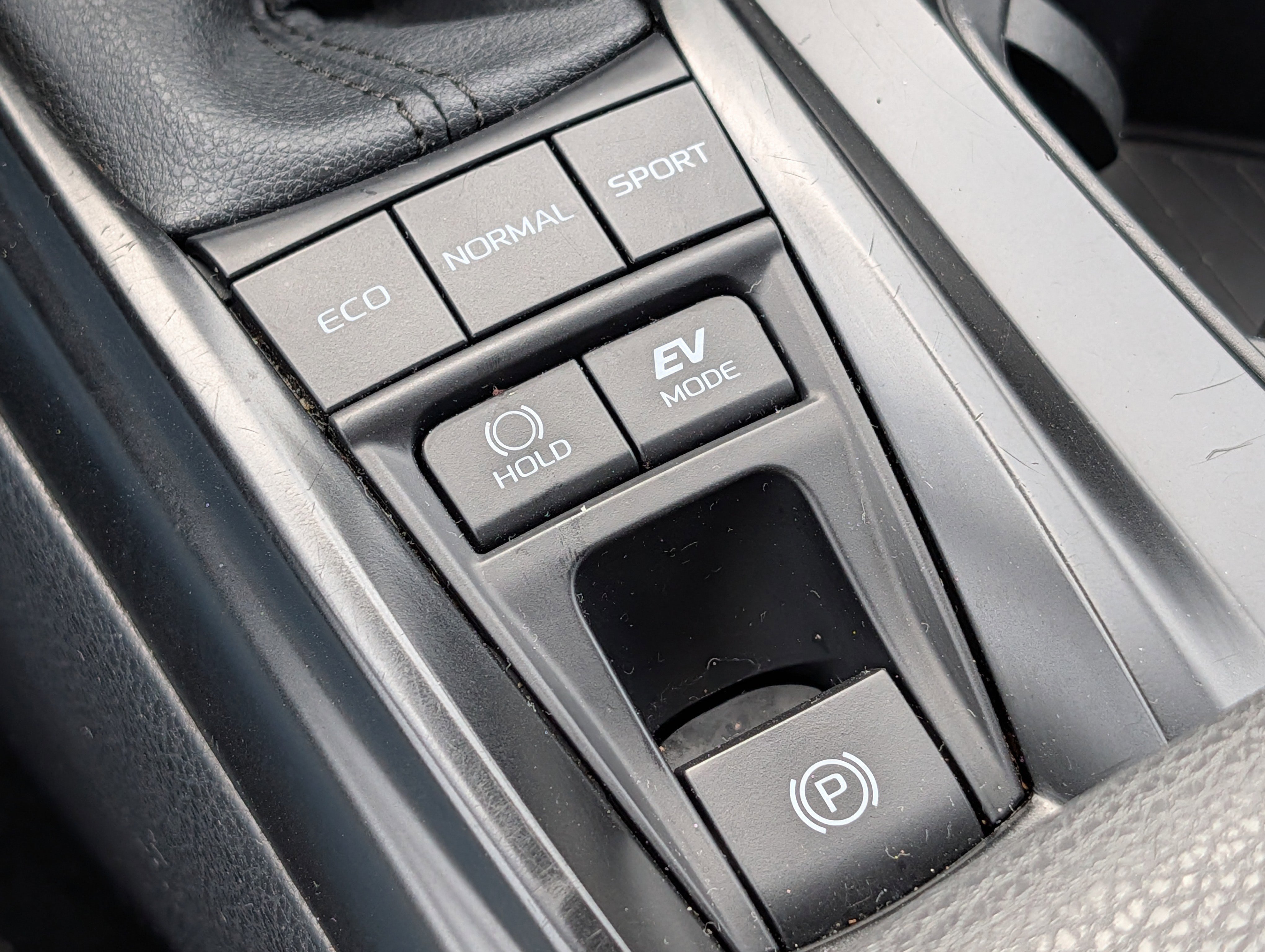 Certified 2025 Toyota Camry LE FWD image 31
