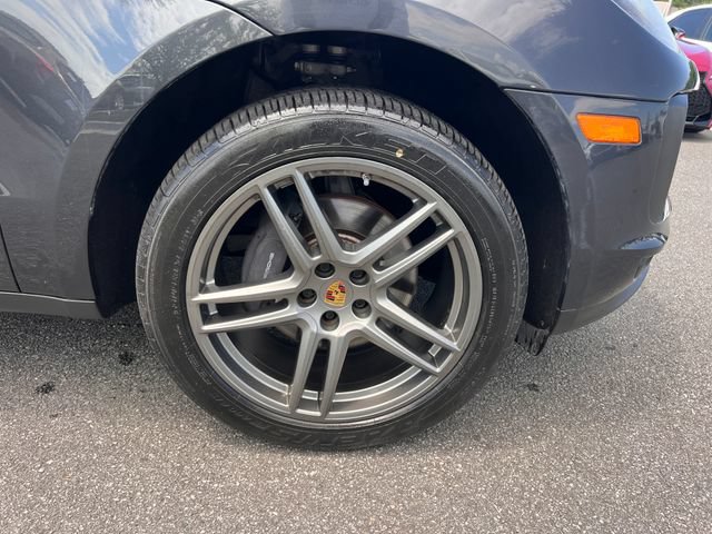 Used 2019 Porsche Macan AWD/4WD image 36
