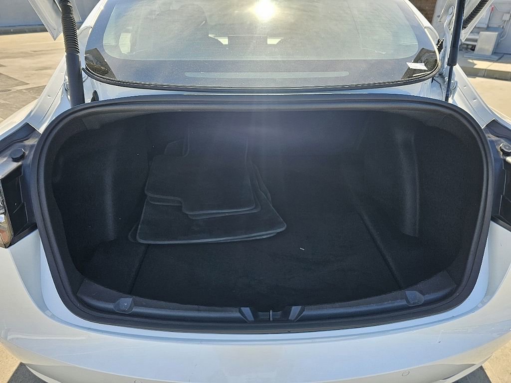 Used 2022 Tesla Model 3 Long Range image 10