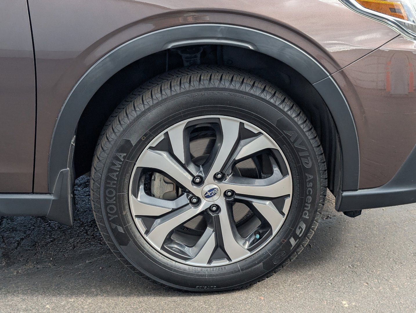 Used 2021 Subaru Outback Touring w/ Popular Package #2 AWD/4WD image 8