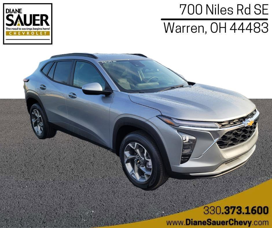 Used 2026 Chevrolet Trax LT FWD image 1
