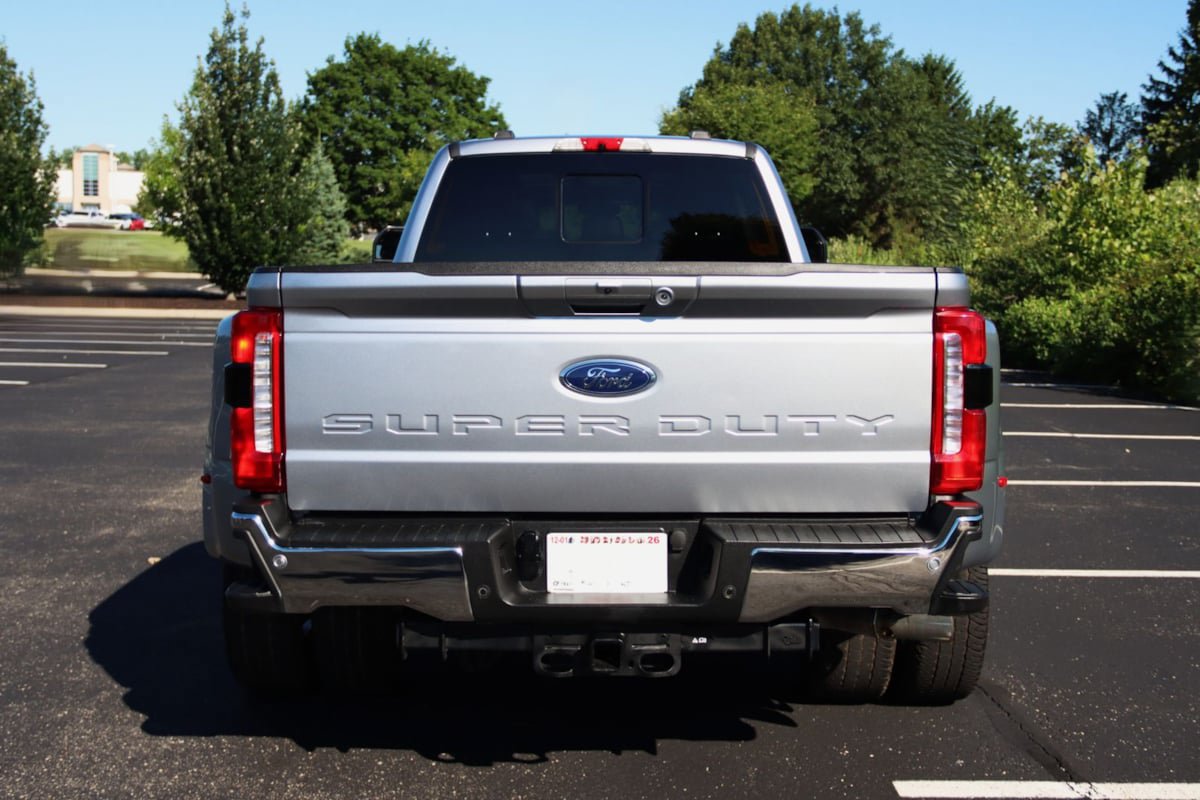 Used 2023 Ford F350 Lariat w/ Lariat Ultimate Package AWD/4WD image 5