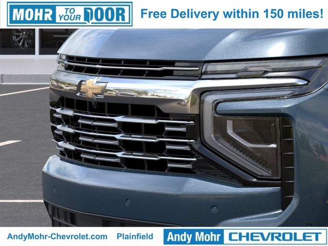 New 2026 Chevrolet Suburban Premier w/ Sun And Tow Package AWD/4WD image 17