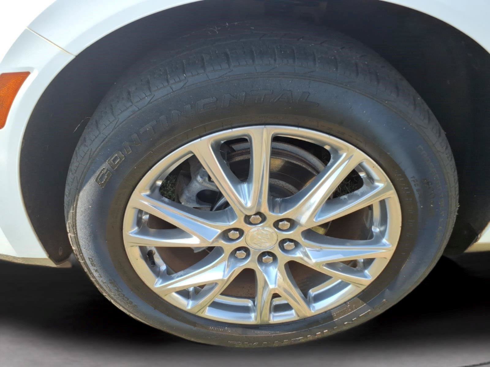 Used 2022 Buick Enclave Premium FWD image 9