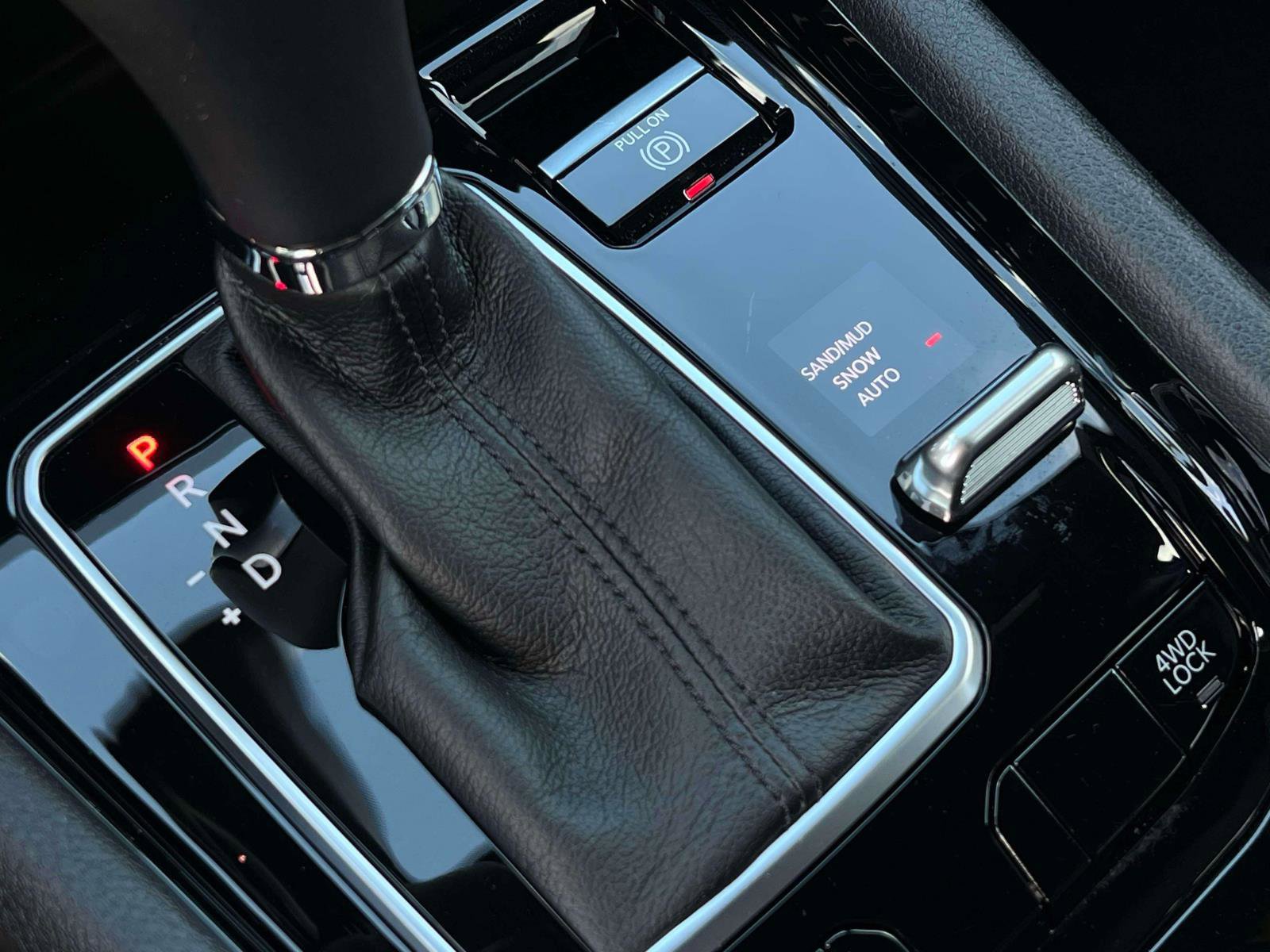 Used 2023 Jeep Compass Latitude w/ Convenience Group image 12