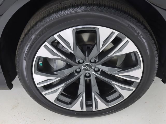 New 2026 Audi Q8 Premium Plus image 9