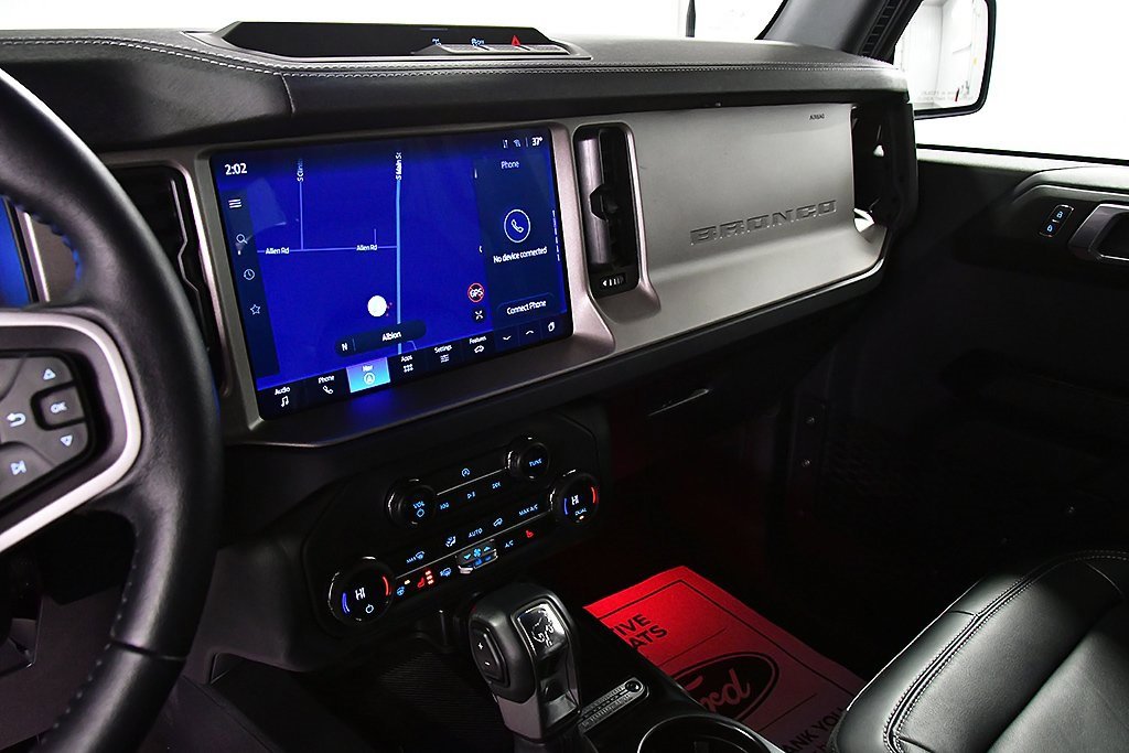 Used 2025 Ford Bronco Outer Banks image 21