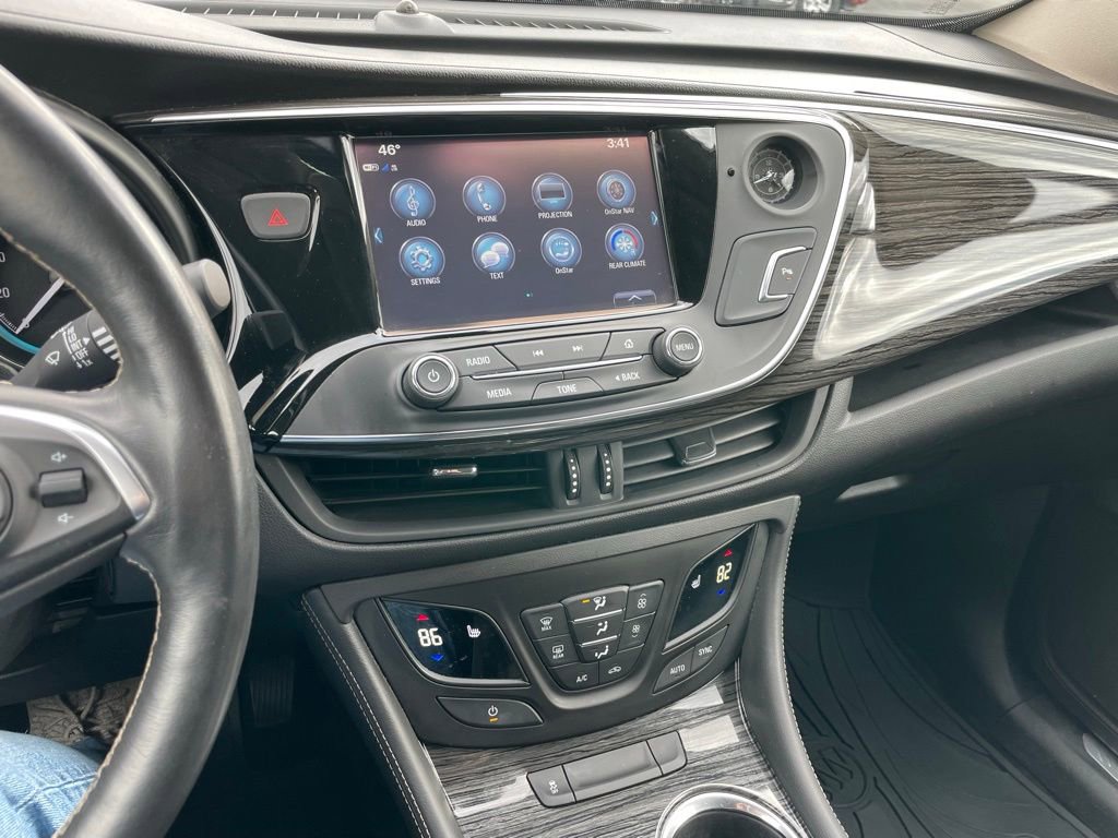 Used 2017 Buick Envision Essence image 10