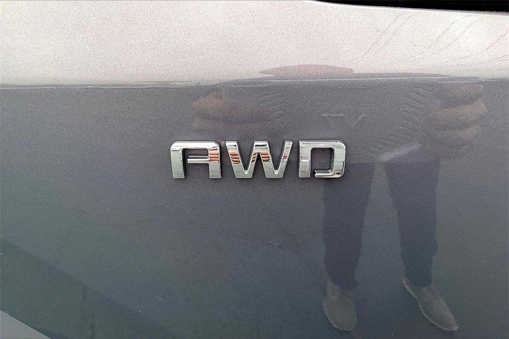 Used 2024 Chevrolet Blazer EV LT image 23